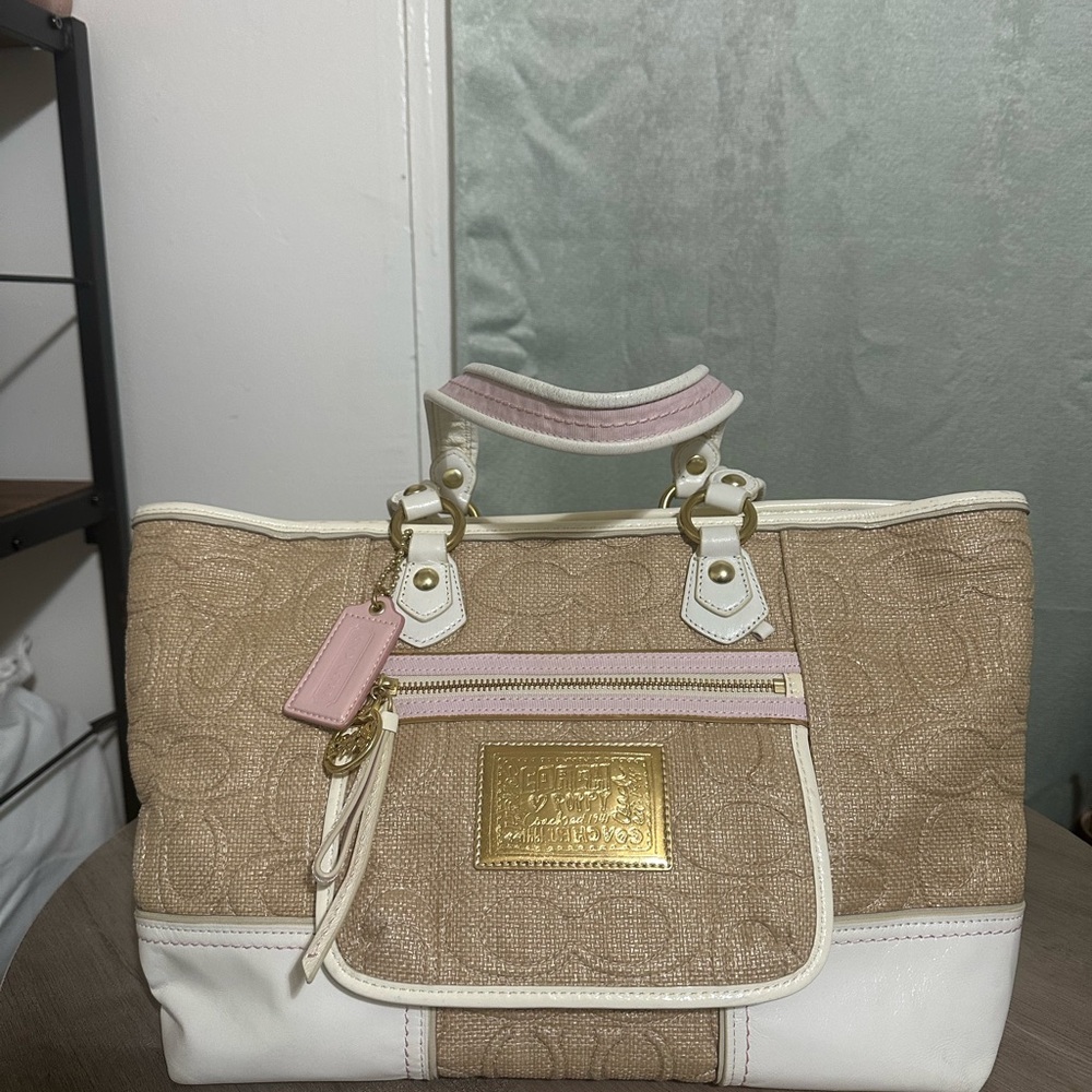 Coach Poppy Tan and White Women's tote Bag